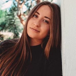 Meet your Posher, Bianca